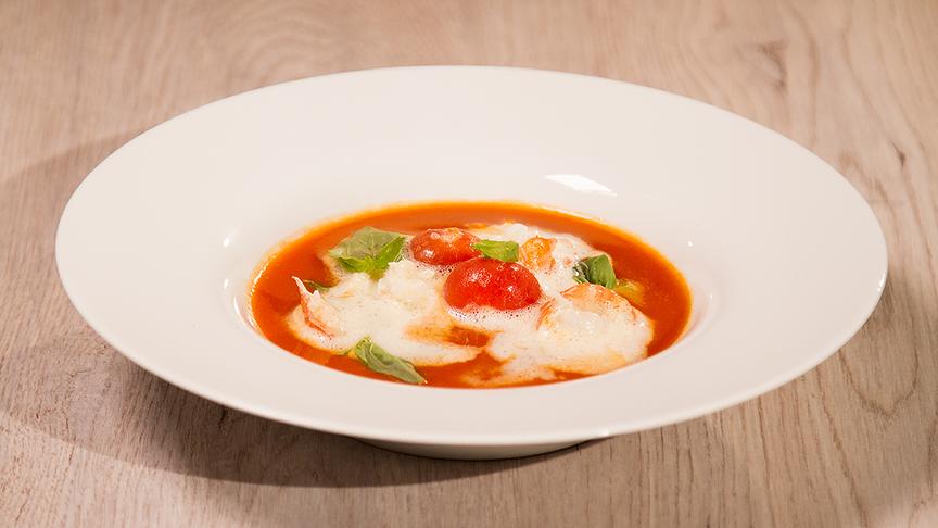 Tomaten-Flusskrebs-Suppe