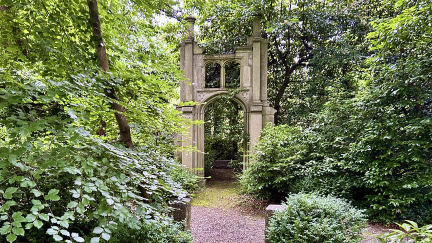 © Foto: ORF/Ralph Huber-Blechinger Der Garten Corke Lodge des Architekten Alfred Cochrane ist wie ein Stück Italien in Irland.