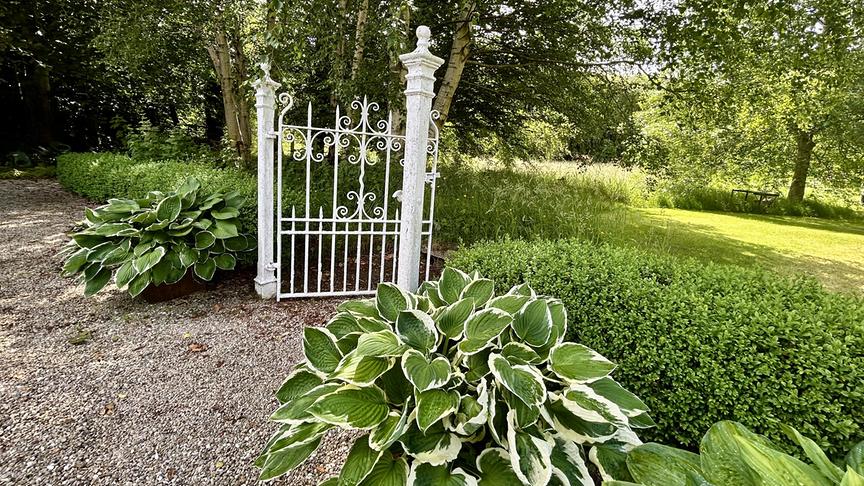 © Foto: ORF/Ralph Huber-Blechinger Dower House mit dem berühmten weißen Garten.