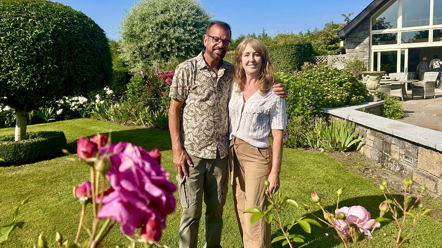 © Foto: ORF/Ralph Huber-Blechinger Karl Ploberger besucht Kilgar House Gardens.