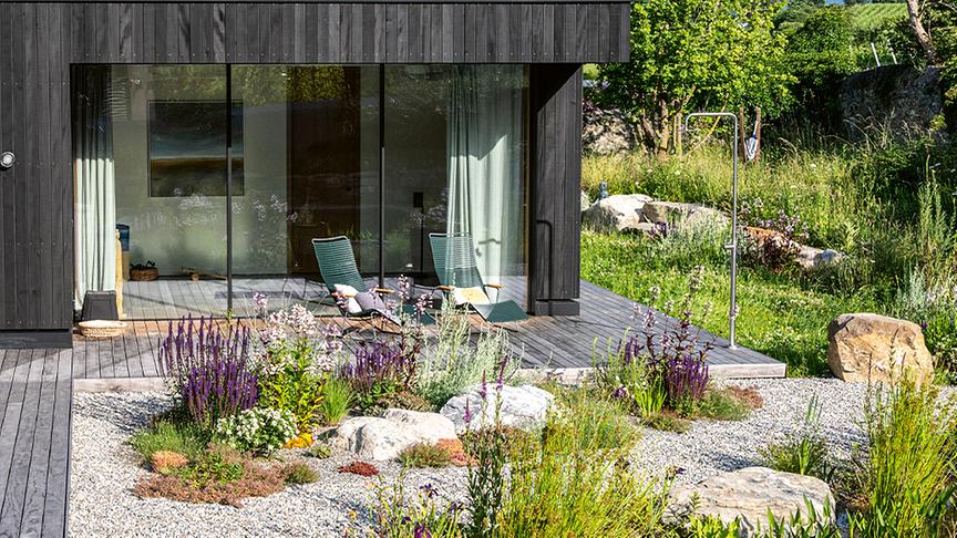 Mediterraner Kiesgarten mit wärmeliebenden Arten. (Hariyo Freiraumgestaltung GmbH)