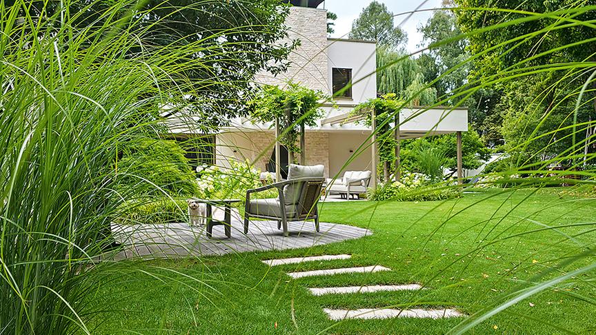 Sitzplatz am Yogadeck (Rudolph Gartendesign)