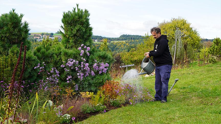 © Foto: Natur im Garten/ Leopold Mayrhofer Im asiatischen Gartenparadies von Bernd Hochwarter