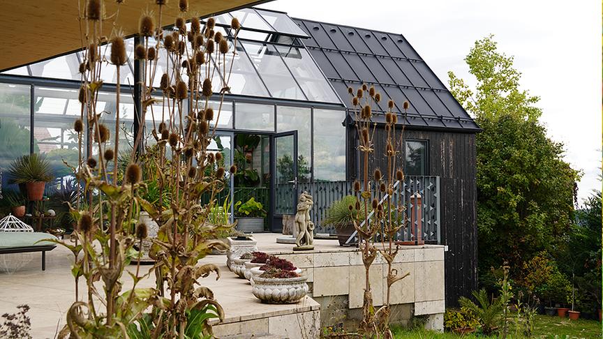 © Foto: Natur im Garten/ Leopold Mayrhofer Im asiatischen Gartenparadies von Bernd Hochwarter