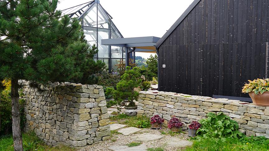 © Foto: Natur im Garten/ Leopold Mayrhofer Im asiatischen Gartenparadies von Bernd Hochwarter