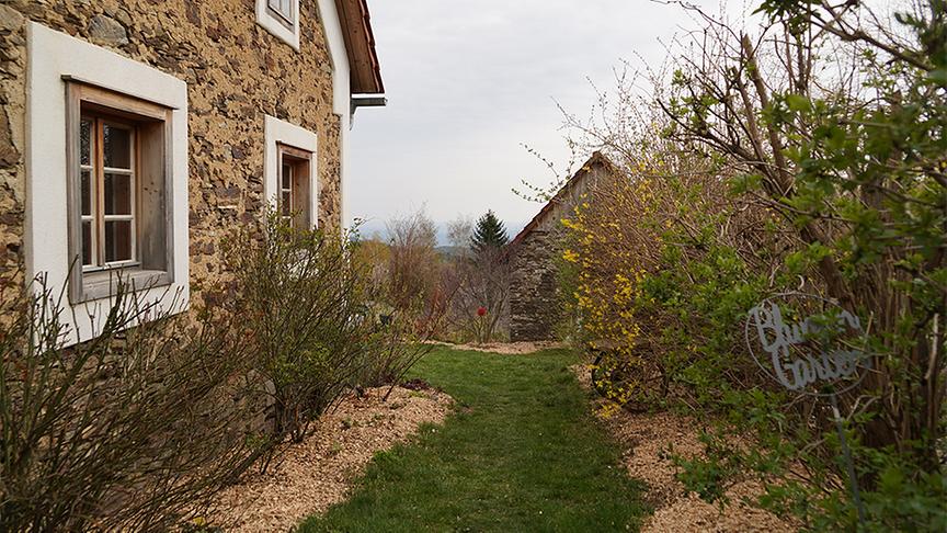 Zu Besuch im naturbelassenen Garten von Hannes Sailer