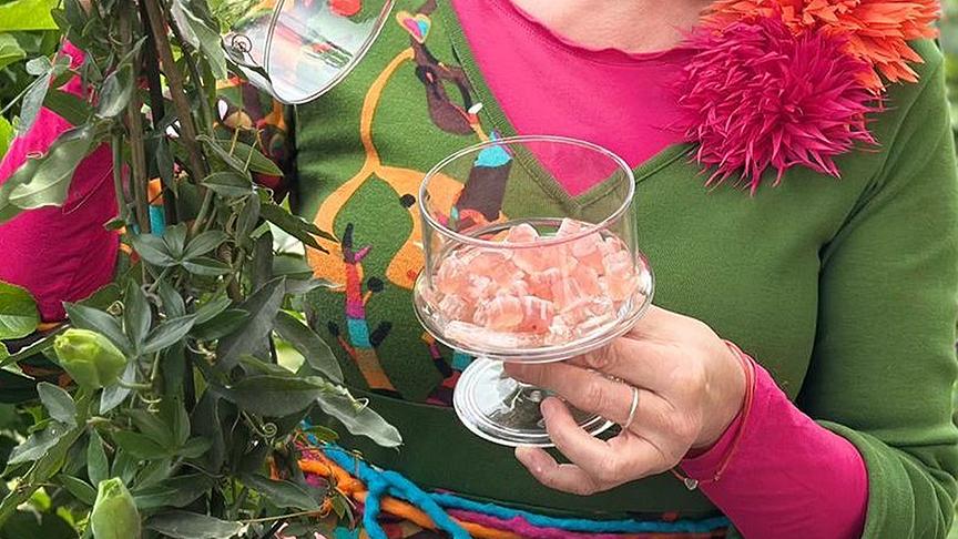 © Foto: Uschi Zezelitsch Uschi zaubert Leckereien aus der Passionsblume