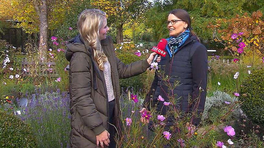ORF-Moderatorin Larissa Robitschko im Gespräch mit Katja Batakovic, Fachliche Leiterin von "Natur im Garten".
