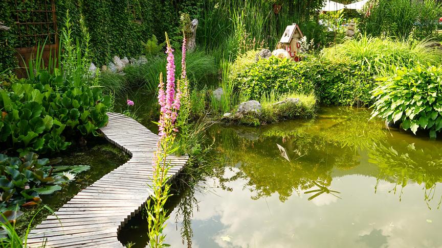 Im Bild: Salzburg: Gastgarten von Elke Riedlsperger in Leogang.