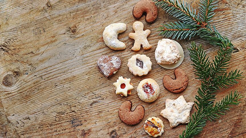 © Foto: Colourbox Eine Mischung aus unterschiedlichen Weihnachtskeksen