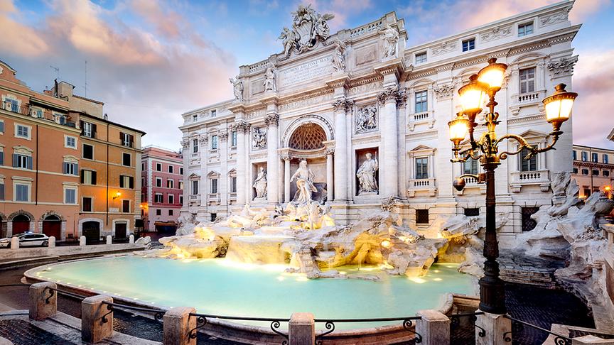 Der Trevi-Brunnen, italienisch Fontana di Trevi, ist einer der bekanntesten Brunnen der Welt. Eine Geldmünze mit einem Wunsch ins Wasser zu werfen, gilt als Glücksbringer.