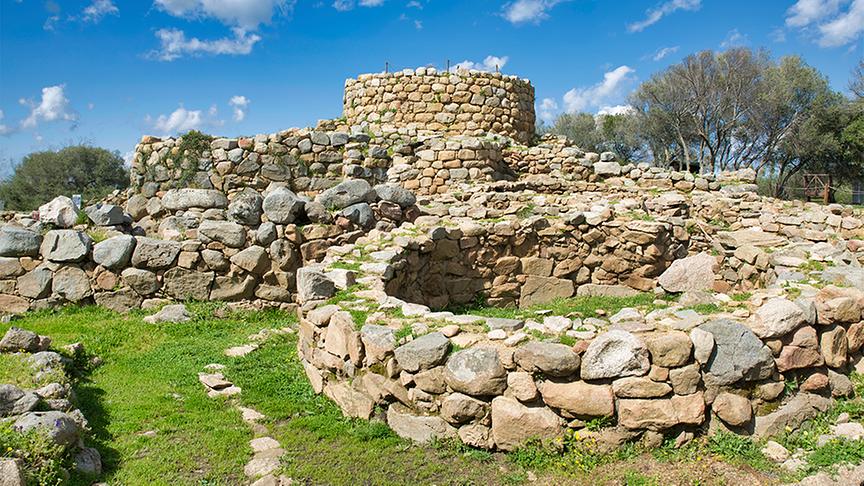 Die bienenstockförmige Steinruine "Nuraghe Su Nuraxi" wurde 1997 zum UNESCO-Weltkulturerbe ernannt.
