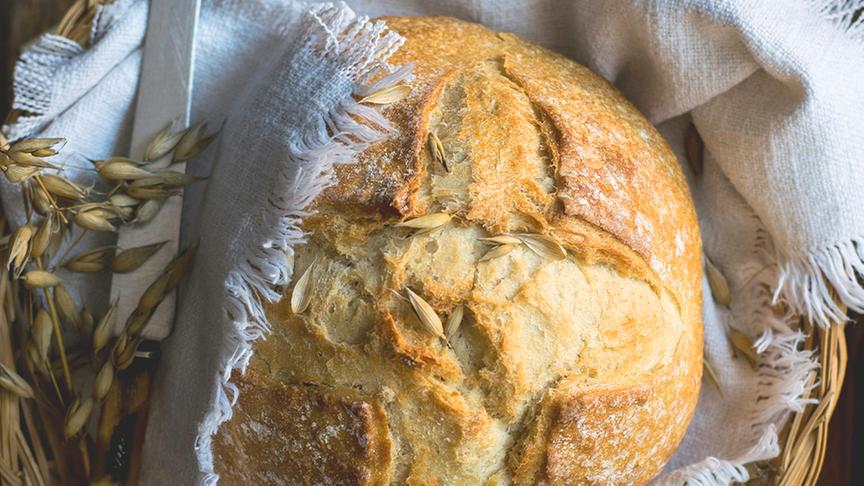 © Foto: Unsplash/ Monika Grabkowska Frisch gebackenes Brot