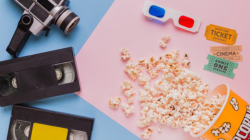 © Colourbox Filmkamera, Videotapes, 3-D Brille, Kinotickets und Popcorn