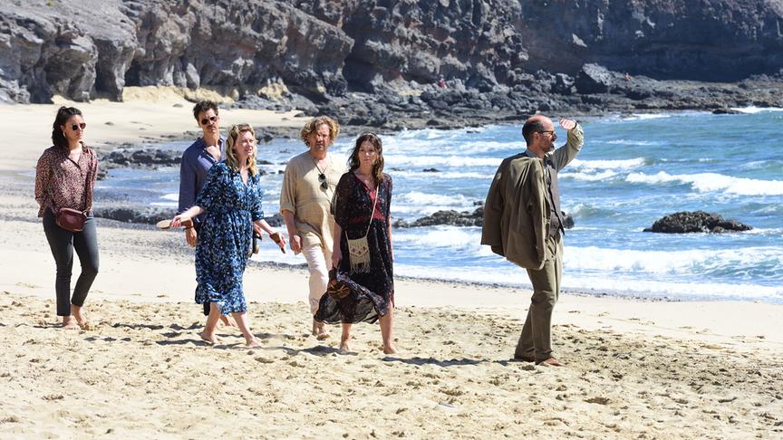 Im Bild: Janina Uhse (Anna), Florian David Fitz (Thomas), Caroline Peters (Elisabeth), Justus von Dohnányi (René), Iris Berben (Dorothea), Christoph Maria Herbst (Stephan).