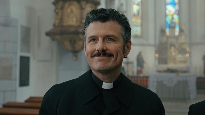 [Teil1] Im Bild: Manuel Rubey (Banyardi).