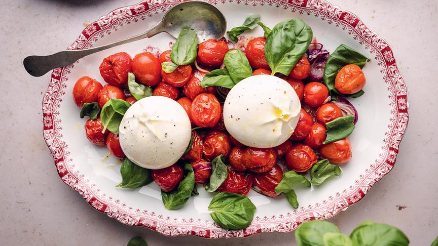 Honig-Tomaten-Salat mit Burrata
