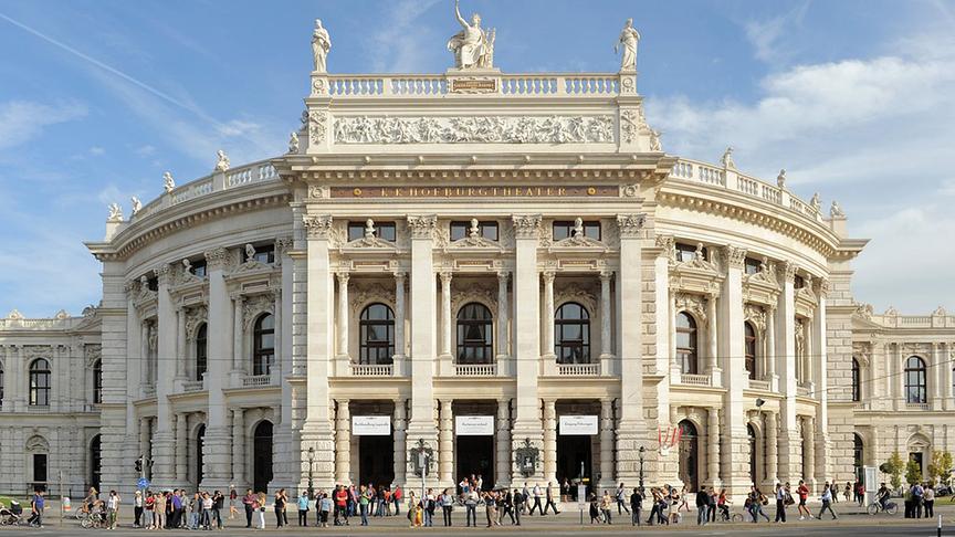 © www.burgtheater.at
