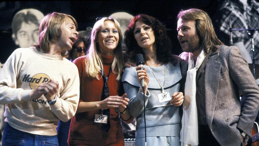 ABBA bei einem Auftritt , ca. Mitte der 70er Jahre.