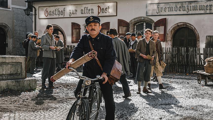 © ORF/Epo Film/Hendrik Heiden Karl Markovics als Michael Unterguggenberger.