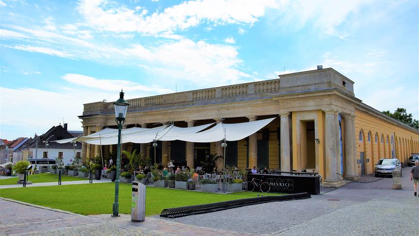 © ORF extra/Heidi Simbürger In den ehemaligen Stallungen befindet sich heute ein exklusives Restaurant.