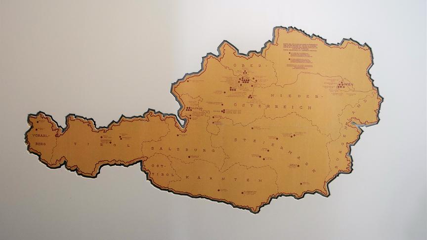 © ORF extra Karte der jüdischen DP Lager in Österreich. DP Lager waren Einrichtungen zur vorübergehenden Unterbringung von Displaced Persons (DPs) nach dem Ende des Zweiten Weltkriegs in Deutschland, Österreich, Frankreich und Italien.