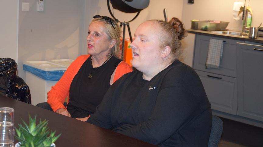 © ORF extra/ Heidi Simbürger „Wir waren anfangs etwas nervös, da wir noch nie bei einem Meet & Greet waren“, meint Verena, "aber jetzt fühlen wir uns richtig wohl!“