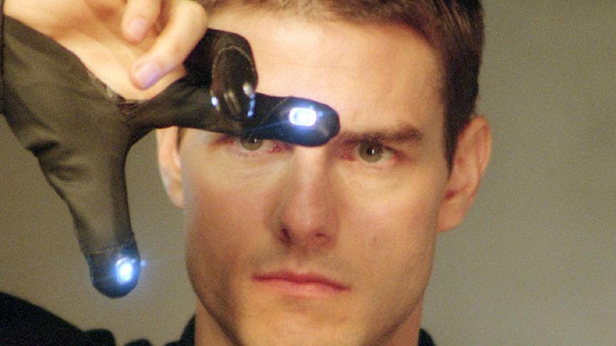 Tom Cruise spielt den fähigen Polizisten John Anderton.