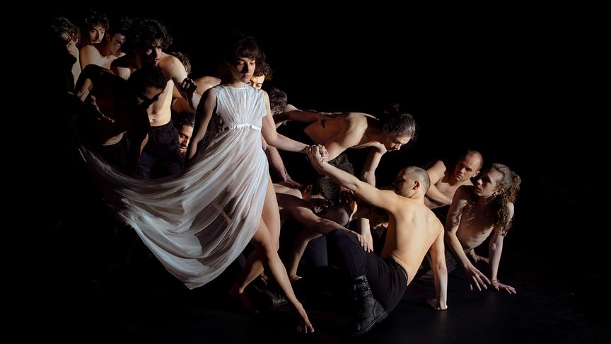 Choreografieproben für "Maria Stuarda" mit Mitgliedern von SEAD