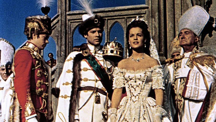Im Bild: Karlheinz Böhm (Franz Joseph), Walther Reyer (Graf Andrassy), Romy Schneider (Sissi).