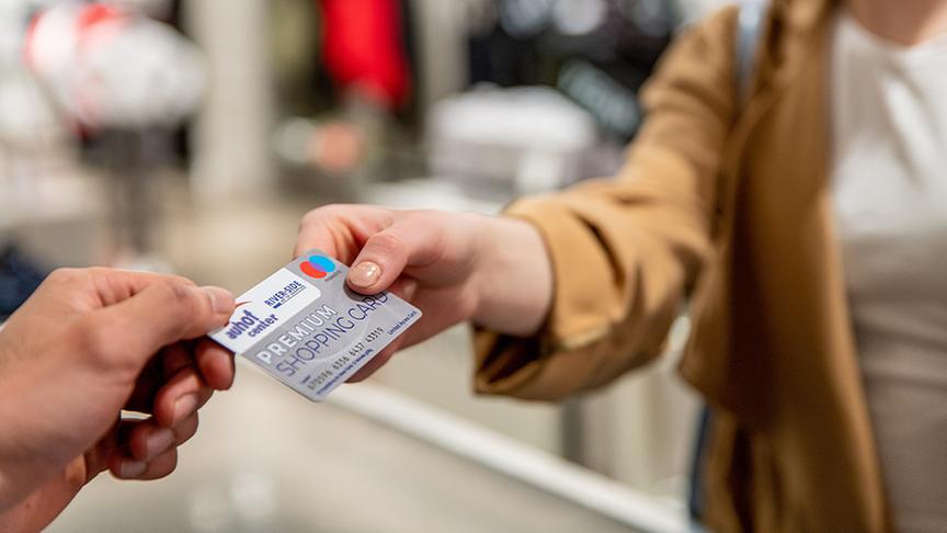 Premium Shopping Card Auhof Center