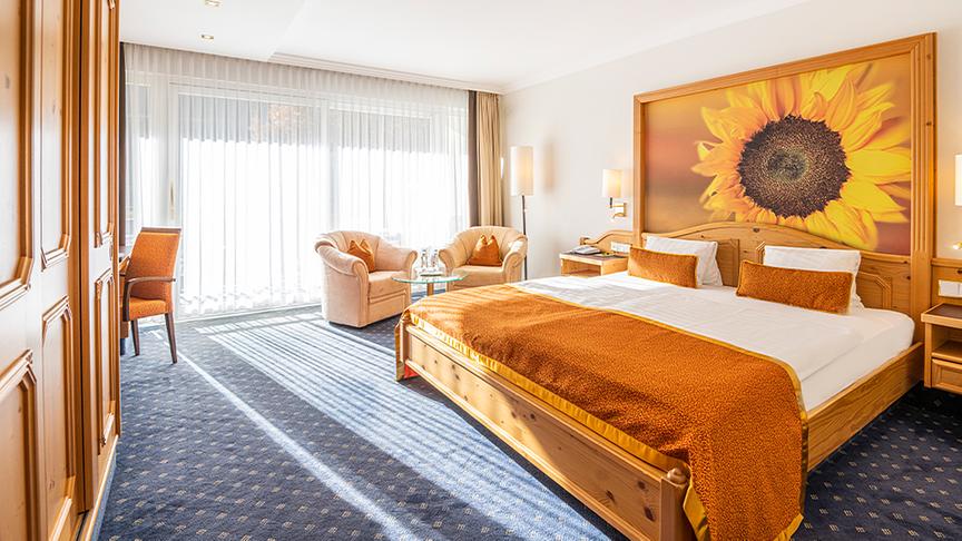 Zimmer mit Sonnenblumen-Design