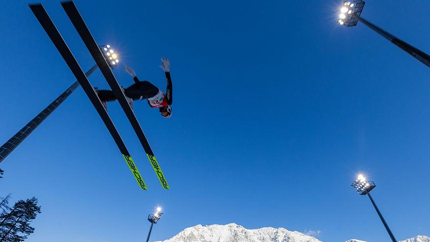 © Foto: Michael Simonlehner Nordische Kombi Ramsau (im Bild: ein Skispringer)