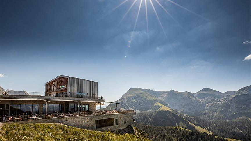 Außenansicht Jenneralm Sommer