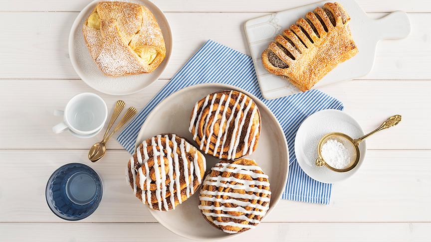 © Foto: Resch&Frisch Zimtschnecken und Topfengolatschen