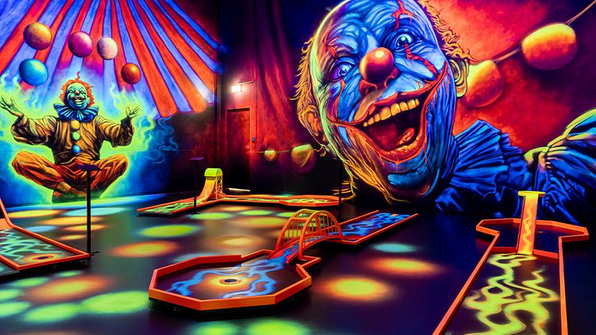 Schwarzlicht Minigolfbahn