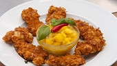 Hendlfilet mit Cornflakes und Mango