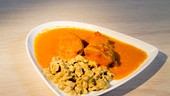 Kalbsrahmgulasch mit Nockerl