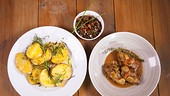 Gegrillte Schweinsbackerl mit Balsamicolinsen