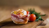 Ei im Speck aus der Muffinform 