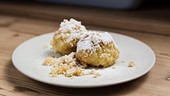 Topfenknödel