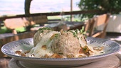 Schafkäse-Walnuss-Knödel