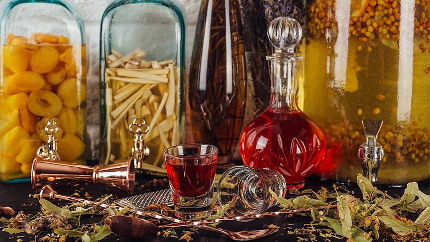 © Foto: Colourbox (Beispielfoto) Weihnachtslikör aus unterschiedlichen Zutaten