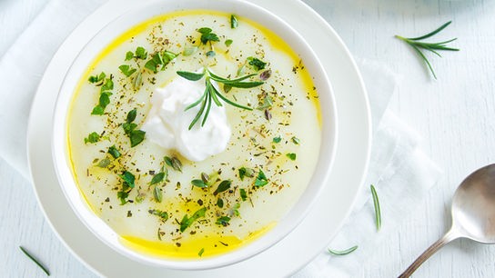 © Colourbox (Beispielfoto) Erdäpfel-Buttermilchsuppe. (Beispielfoto)