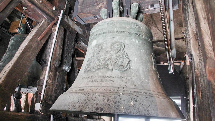 Im Bild: Glocke "2" im Klagenfurter Dom.