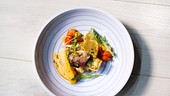 Weißer Bohnensalat mit Pancetta und gebratenem Zander
