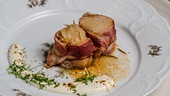 Spitzkraut mit Apfel, Speck & Curry-Joghur