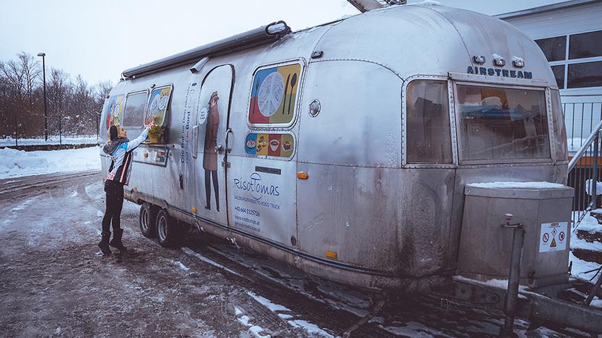 © Foto: Simeon Baker Alpines Streetfood von Thomas Ensinger