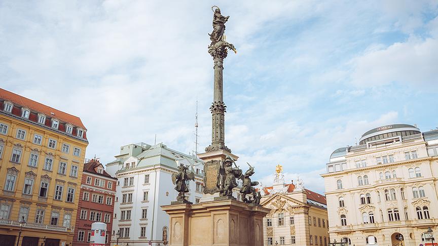 Silvia unterwegs im "Genuss-Fiaker", der Halt bei den besten kulinarischen Adressen Wiens macht.