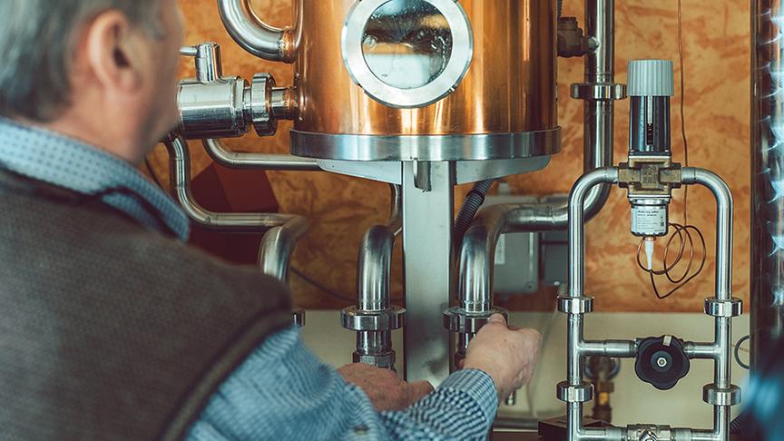 © Foto: Simeon Baker Silvia Schneider unterwegs im Yspertal.